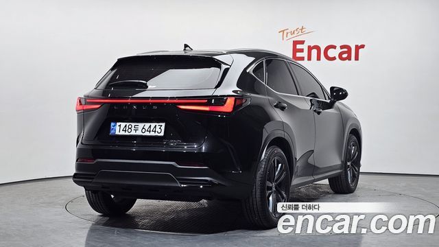 Лексус NX350h 2024 — миниатюра 2