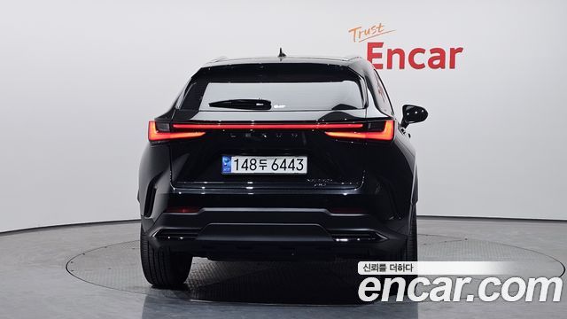 Лексус NX350h 2024 — миниатюра 4