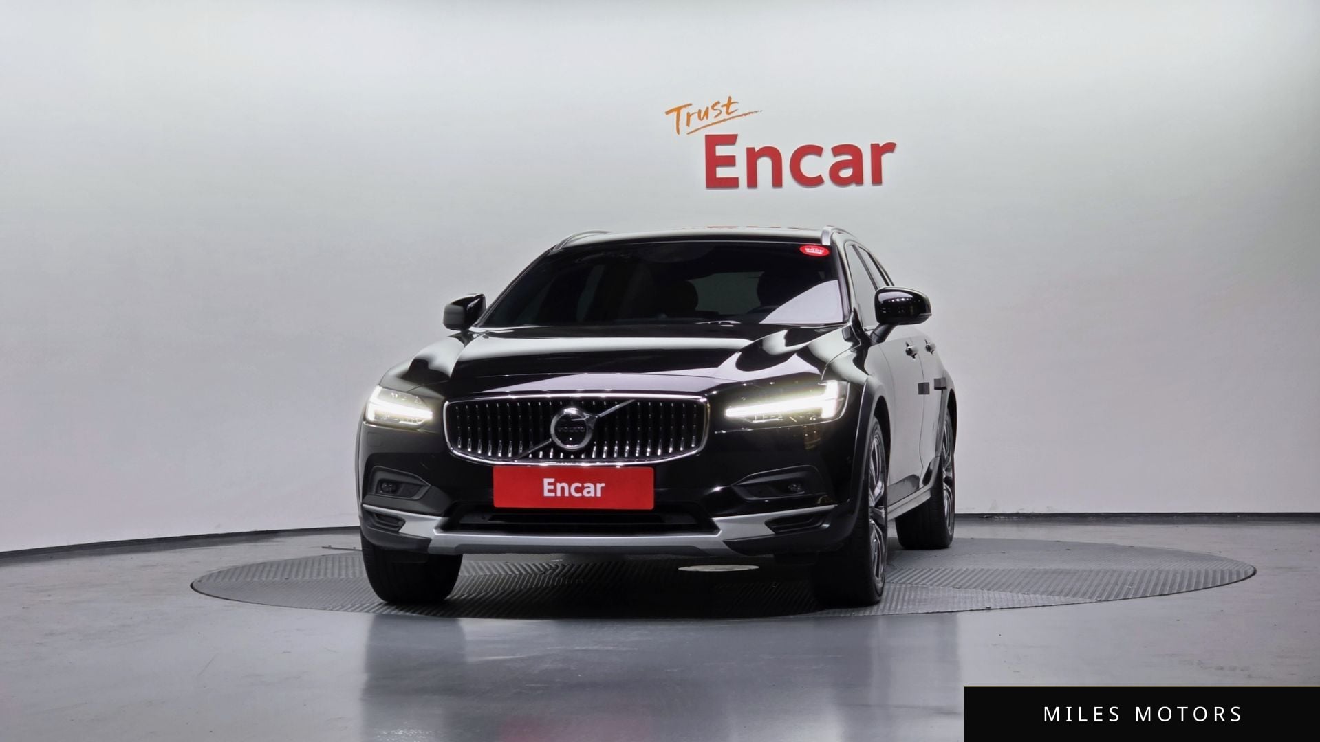 Volvo V90 2021 — миниатюра 2