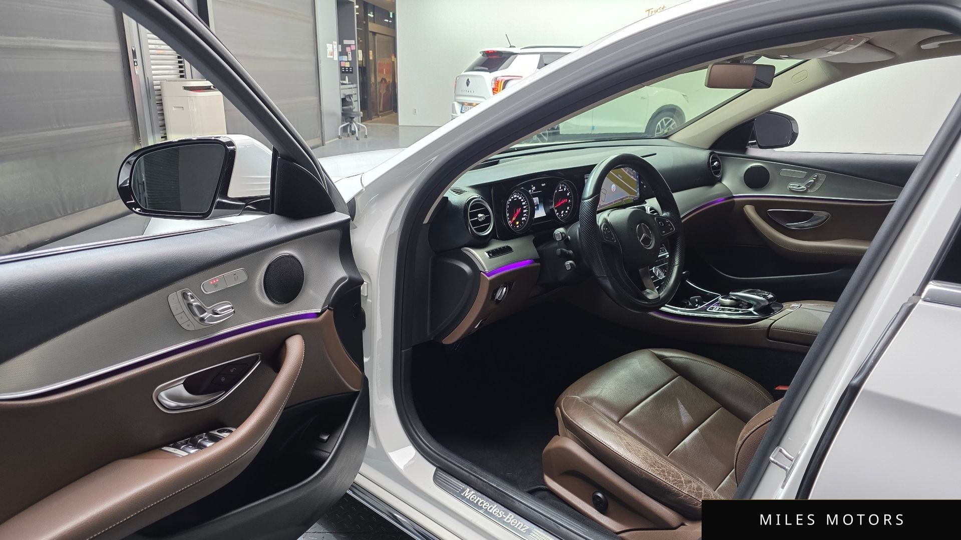 Mercedes-Benz E-Class W213 2017 — миниатюра 10