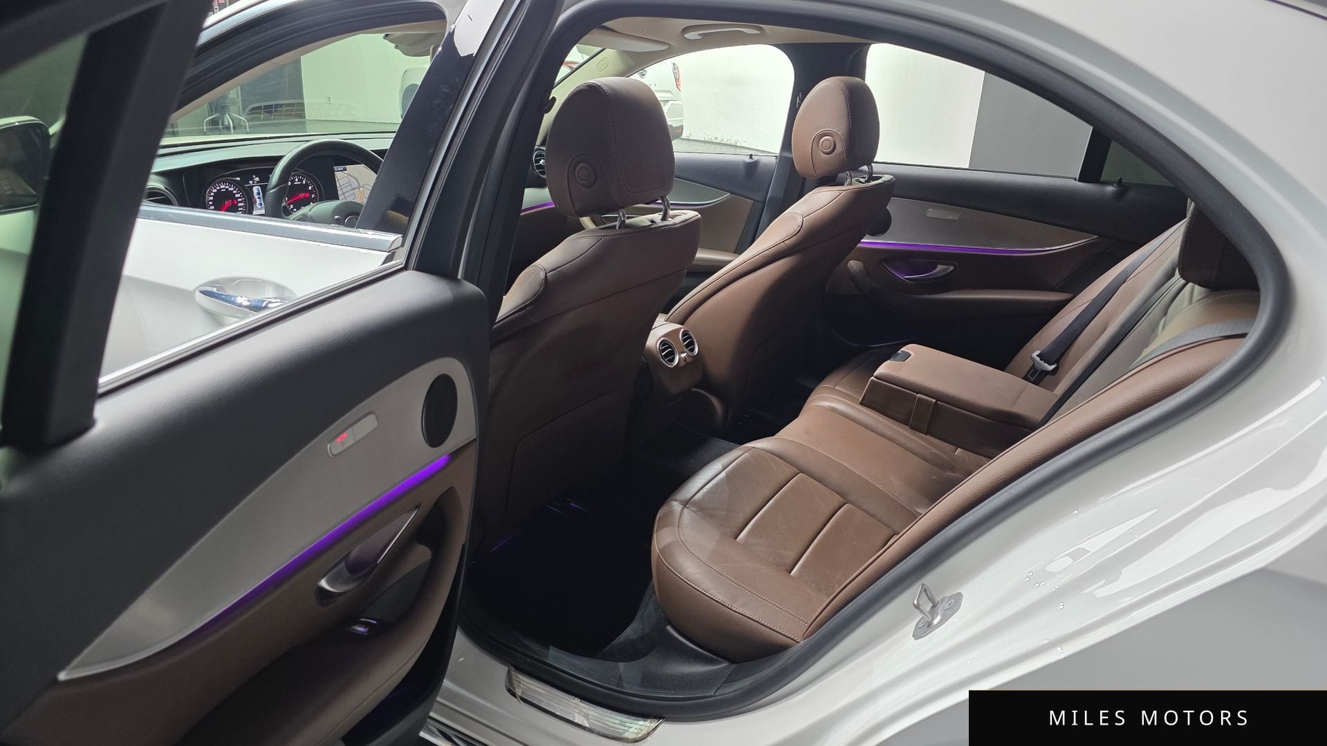 Mercedes-Benz E-Class W213 2017 — миниатюра 11