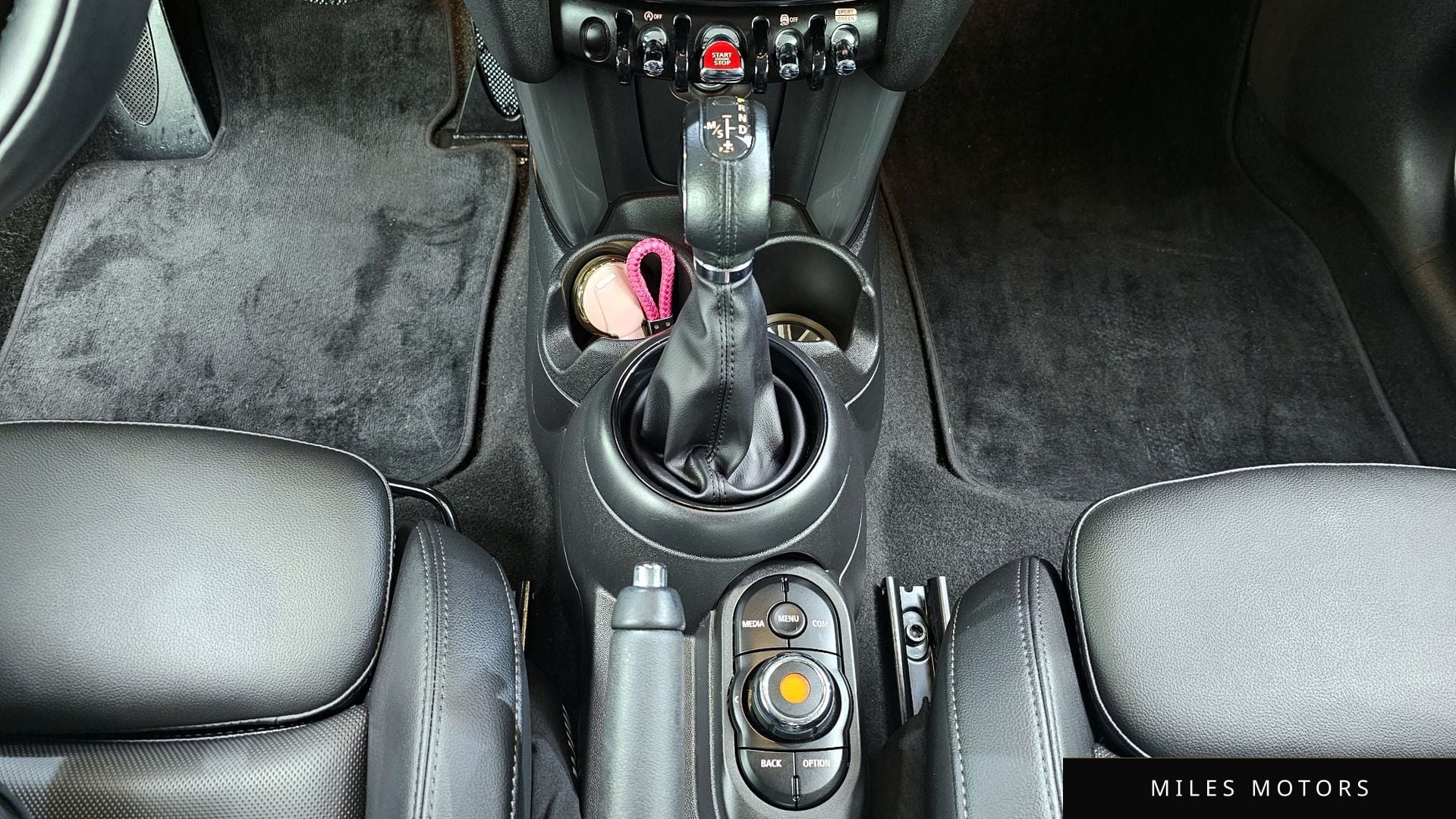 MINI Cooper 2019 — миниатюра 12