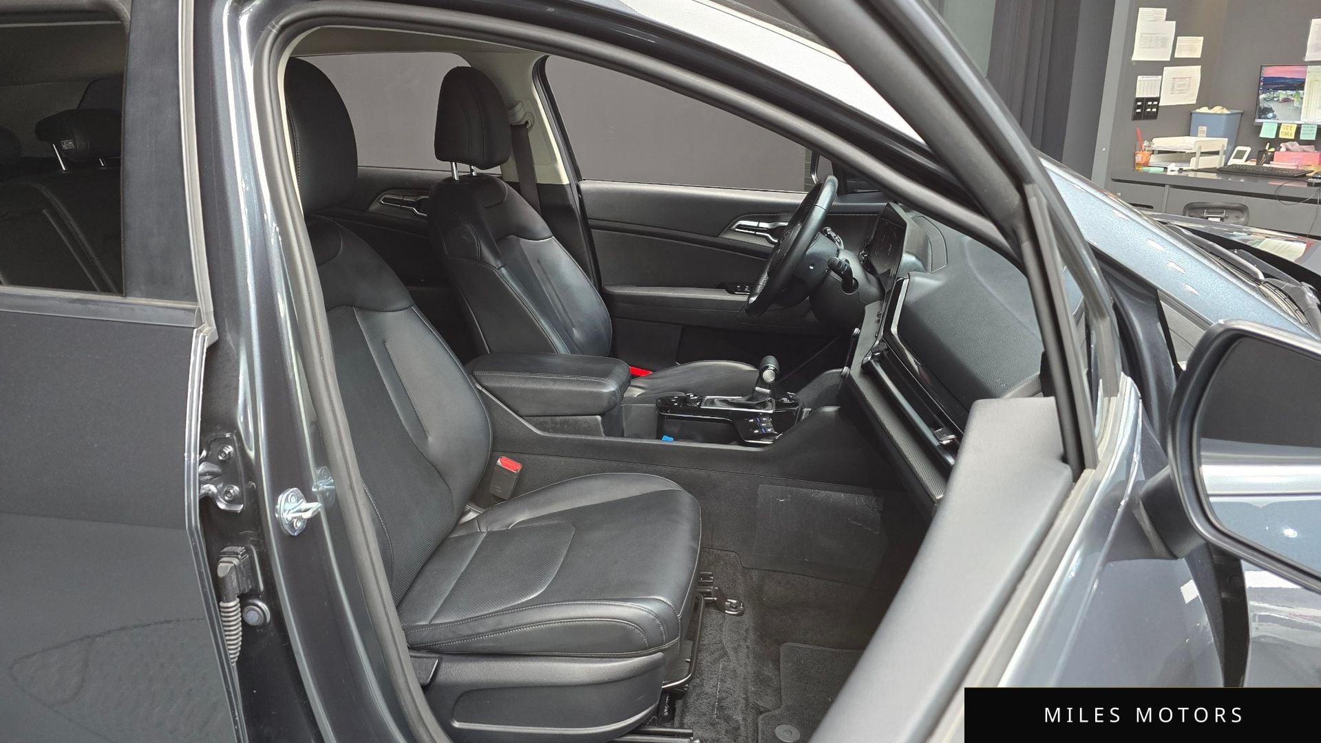 Kia Sportage 2023 — миниатюра 12
