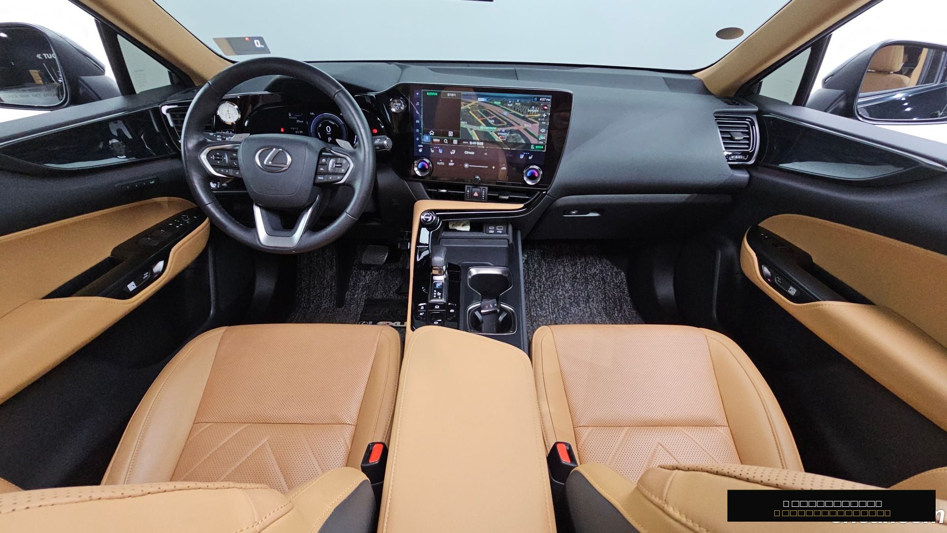 Лексус NX350h 2023 — миниатюра 7