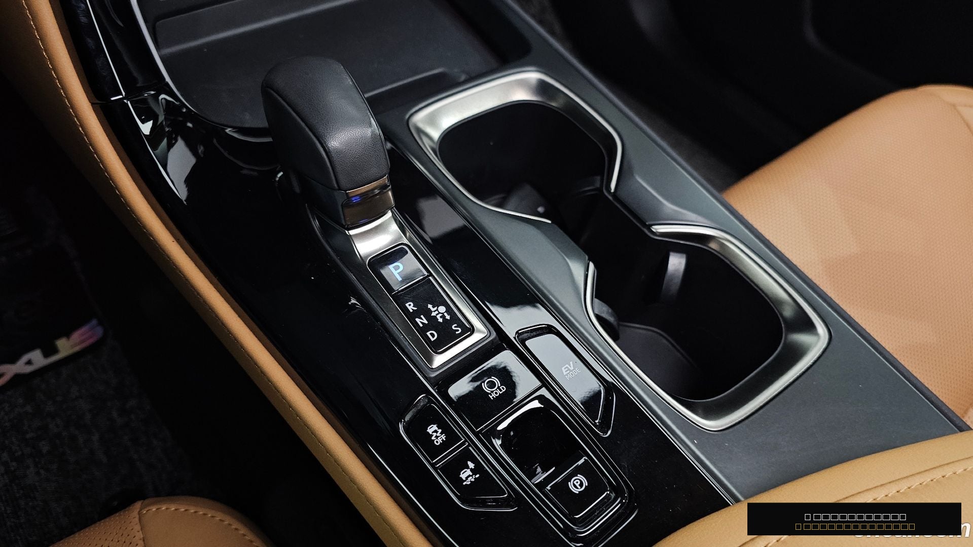 Лексус NX350h 2023 — миниатюра 9