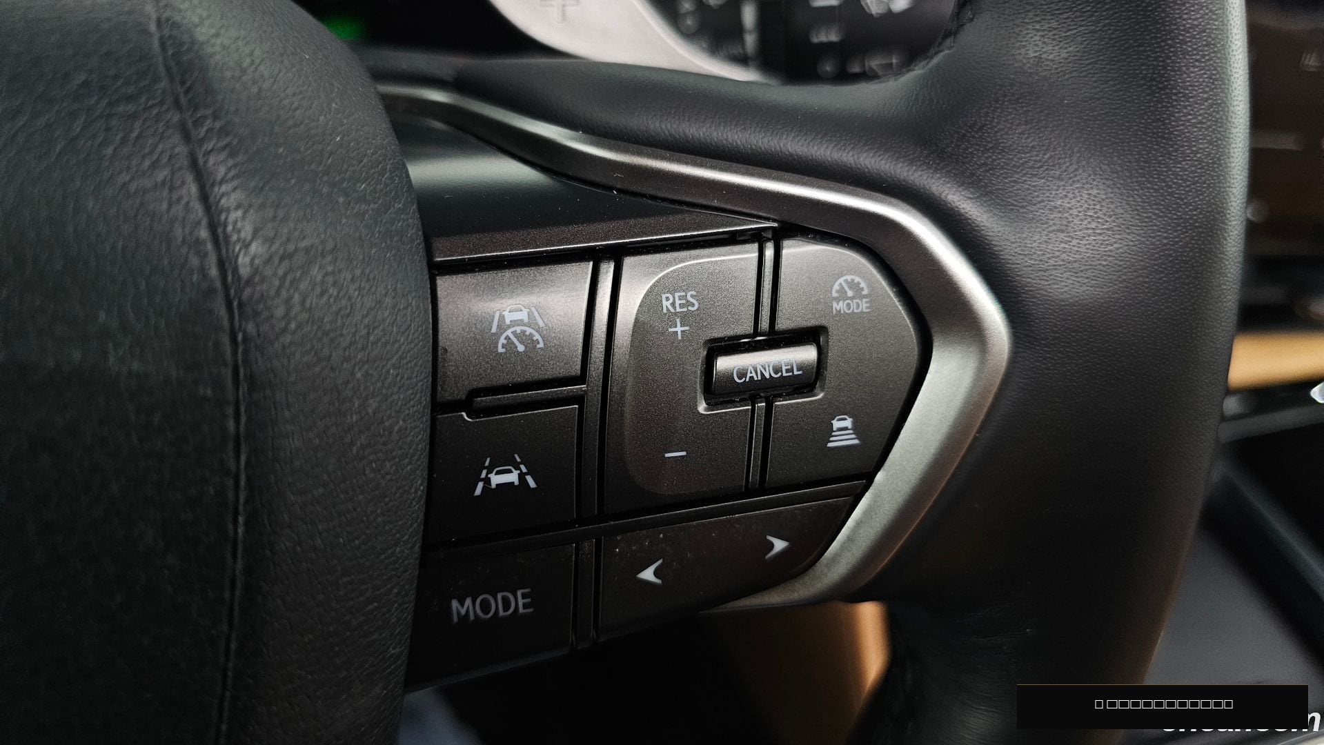 Лексус NX350h 2023 — миниатюра 17