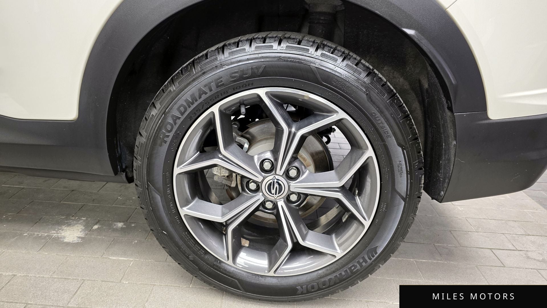 KG Mobility Beautiful Korando 2022 — миниатюра 7