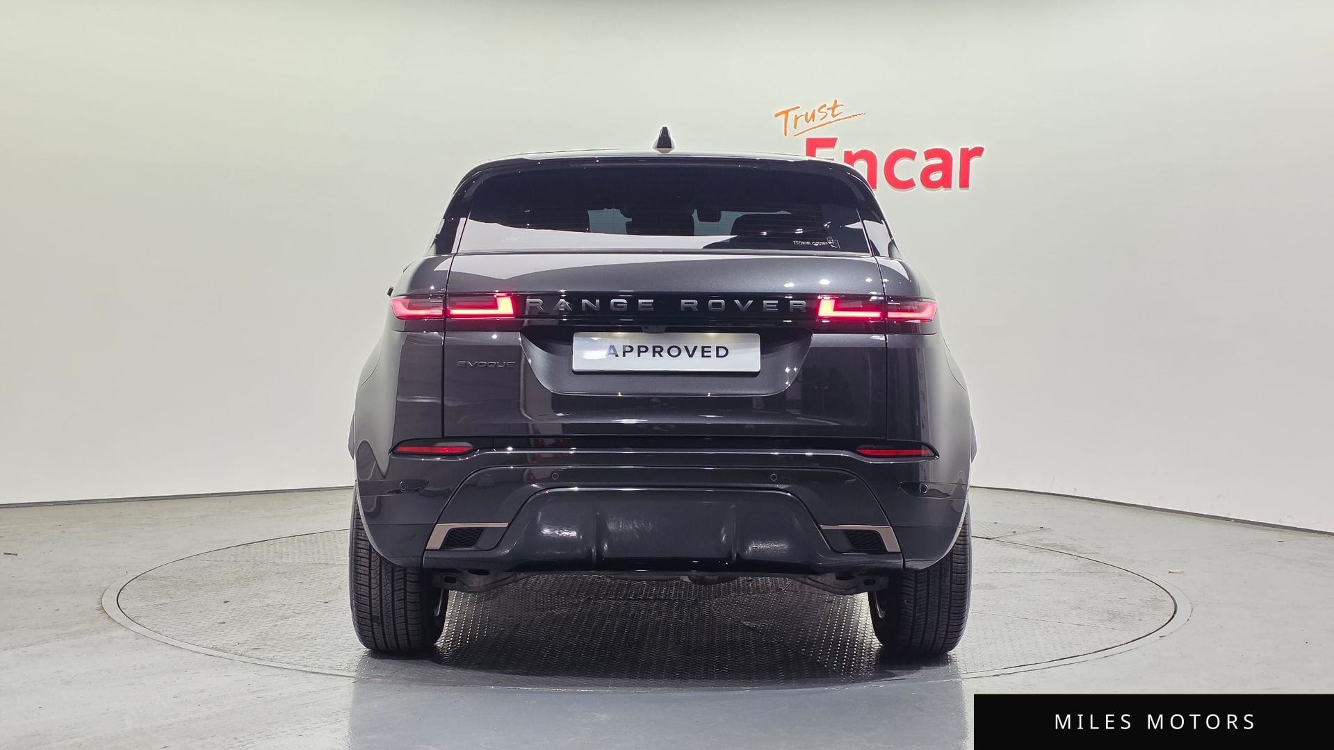 Land Rover Range Rover Evoque 2025 — миниатюра 7