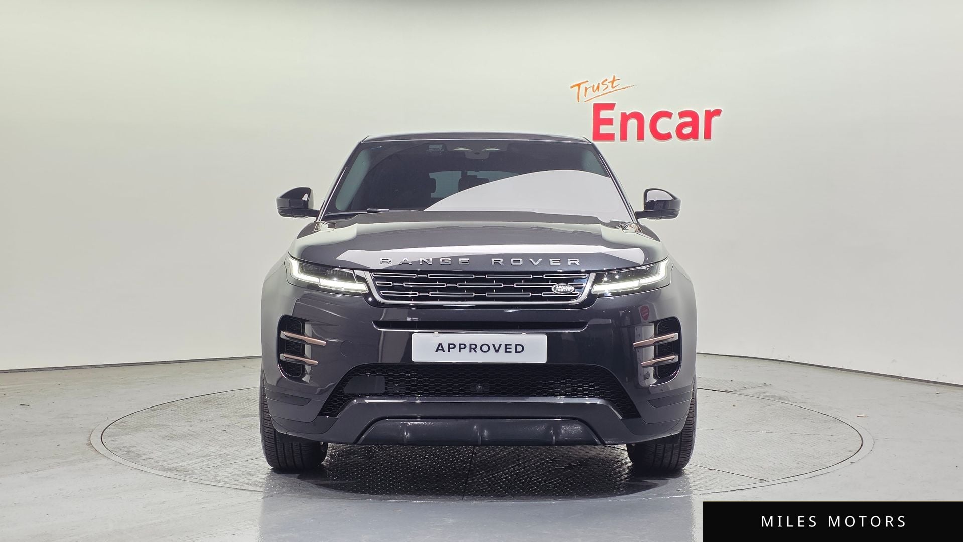 Land Rover Range Rover Evoque 2025 — миниатюра 8
