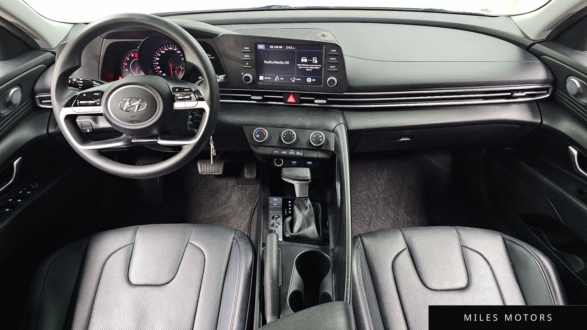 Hyundai AVANTE 2023 — миниатюра 10