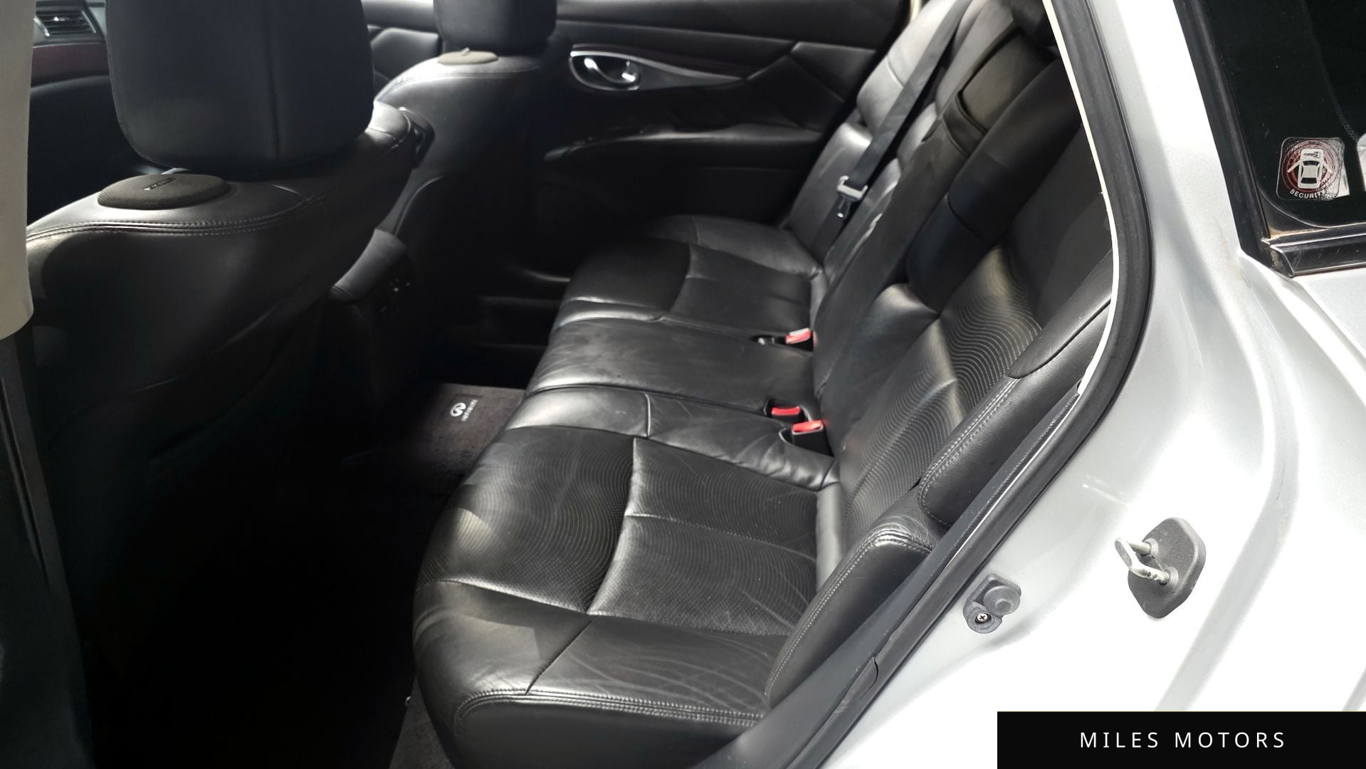 Infiniti M37 2011 — миниатюра 12