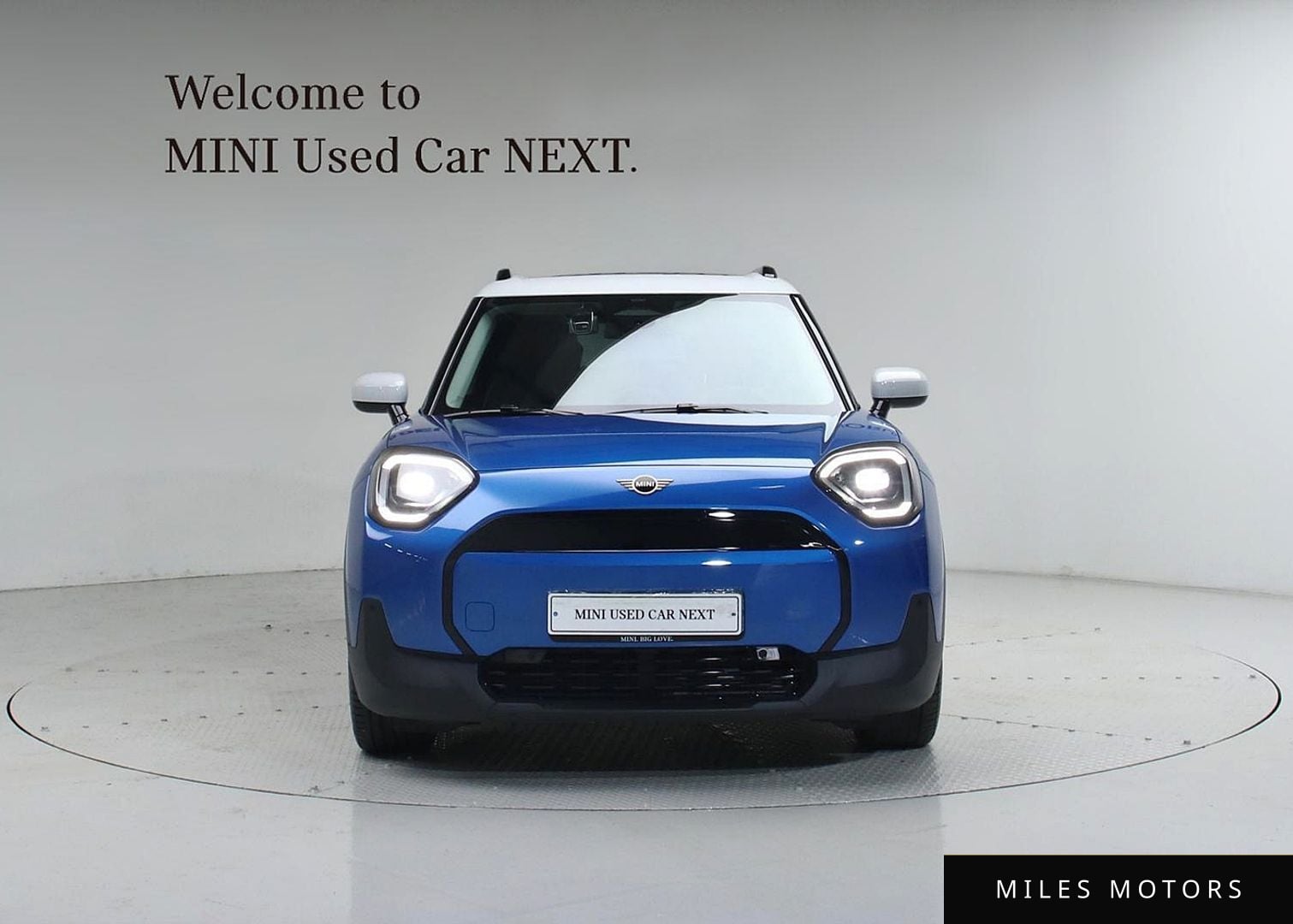 MINI Aceman 2025 — миниатюра 2