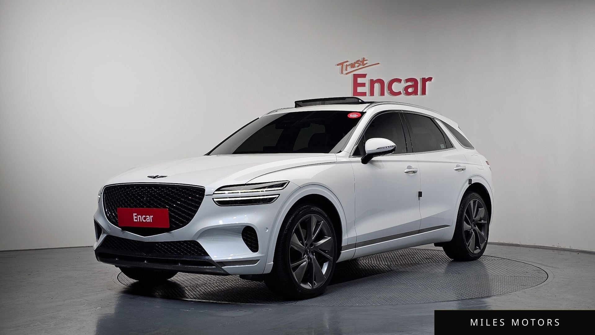 Genesis GV70 2021 — фото 1 из 12