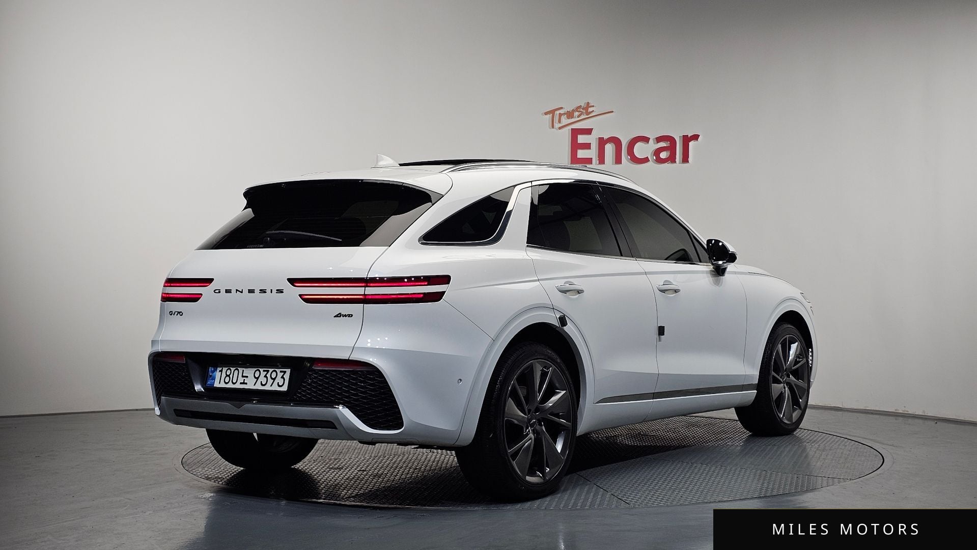 Genesis GV70 2021 — миниатюра 2