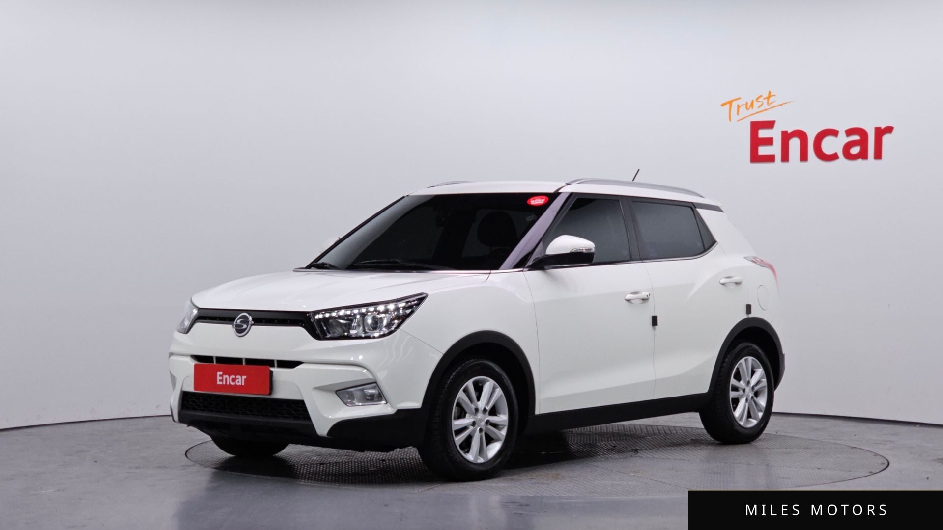 KG Mobility Tivoli 2016 — фото 1 из 12