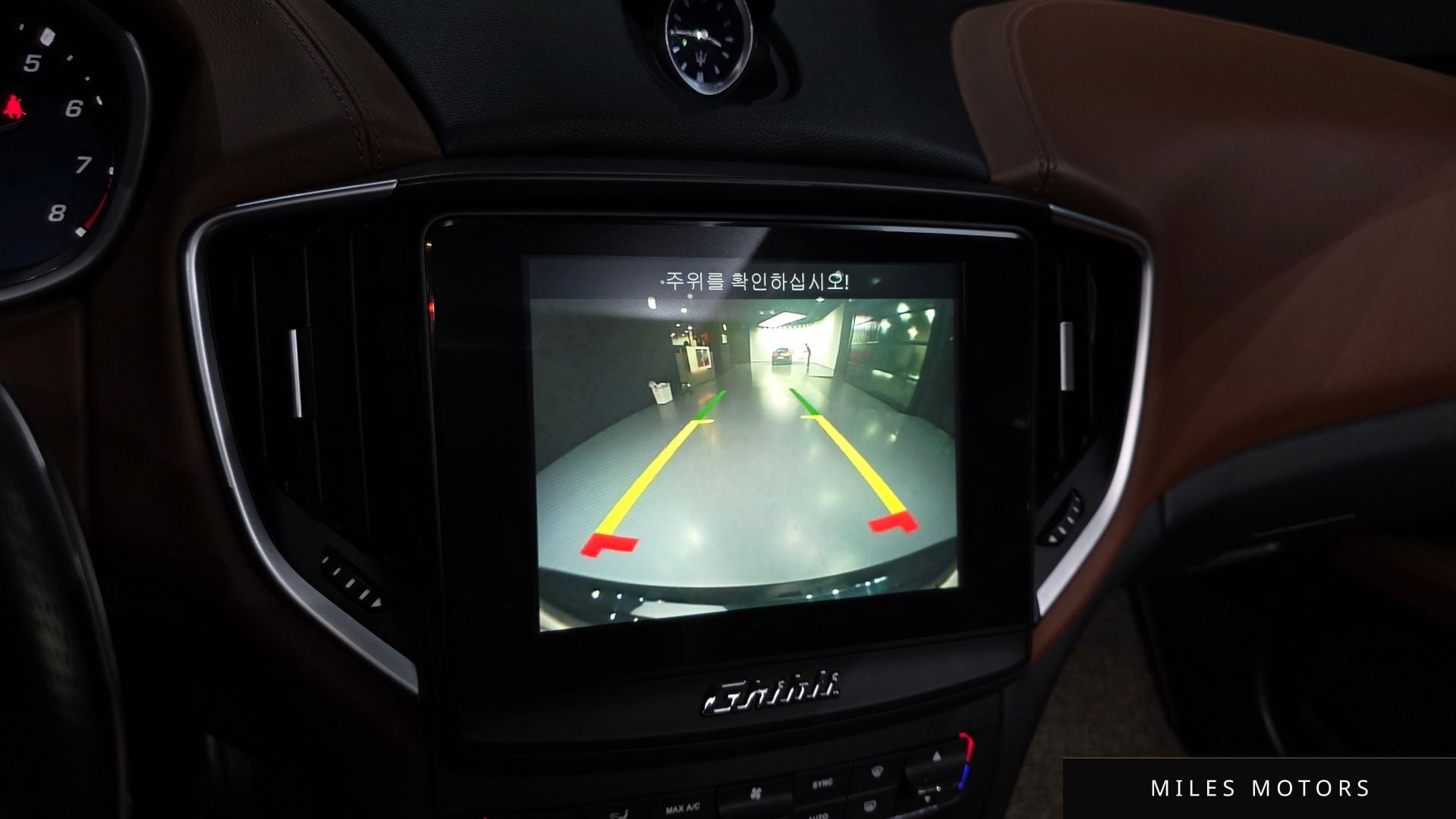 Maserati 기블리 2018 — миниатюра 22