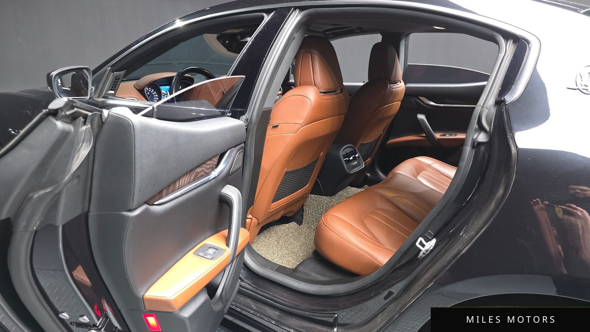 Maserati 기블리 2018 — миниатюра 16