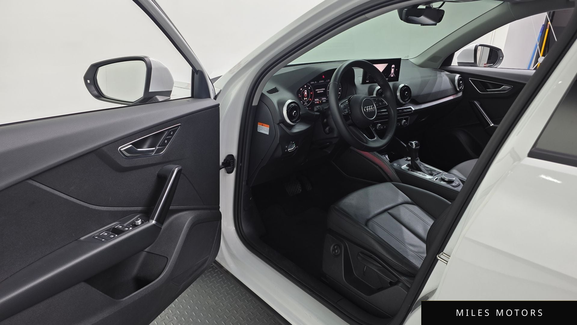 Audi Q2 2023 — миниатюра 10