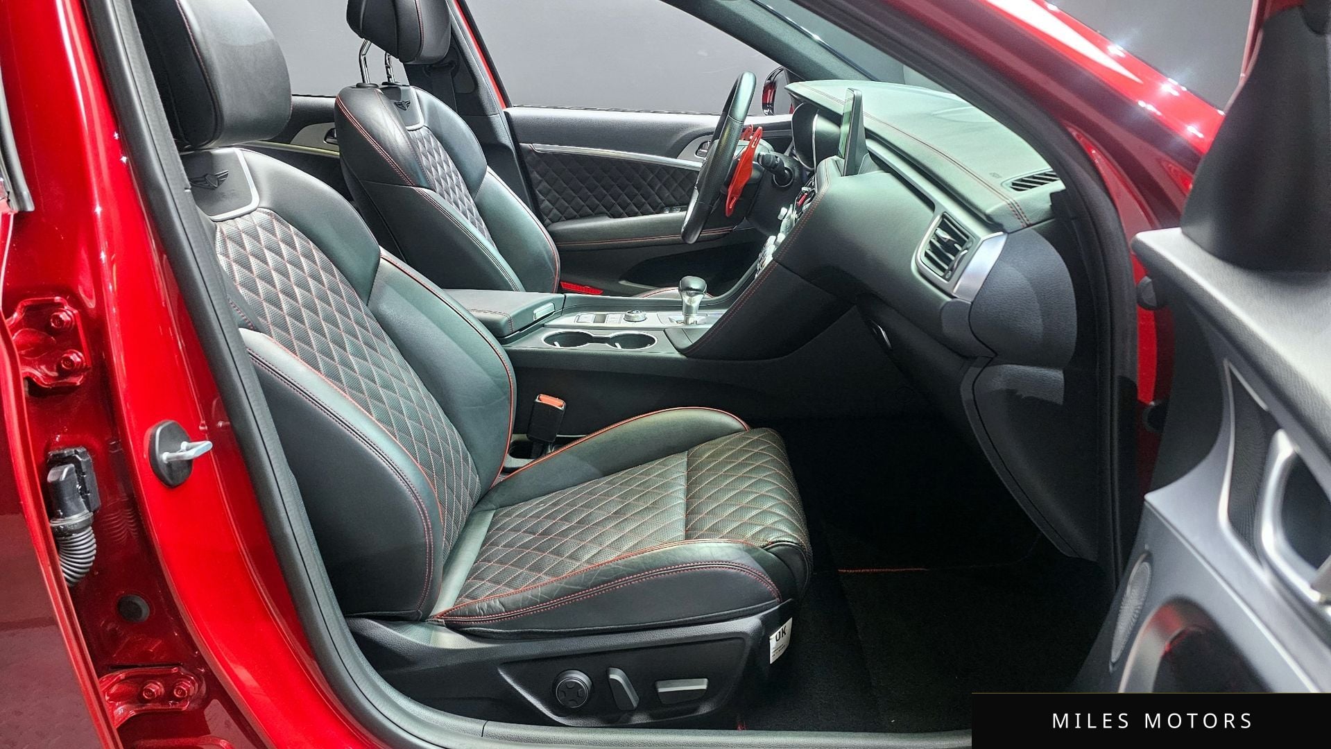 Genesis G70 2019 — миниатюра 17