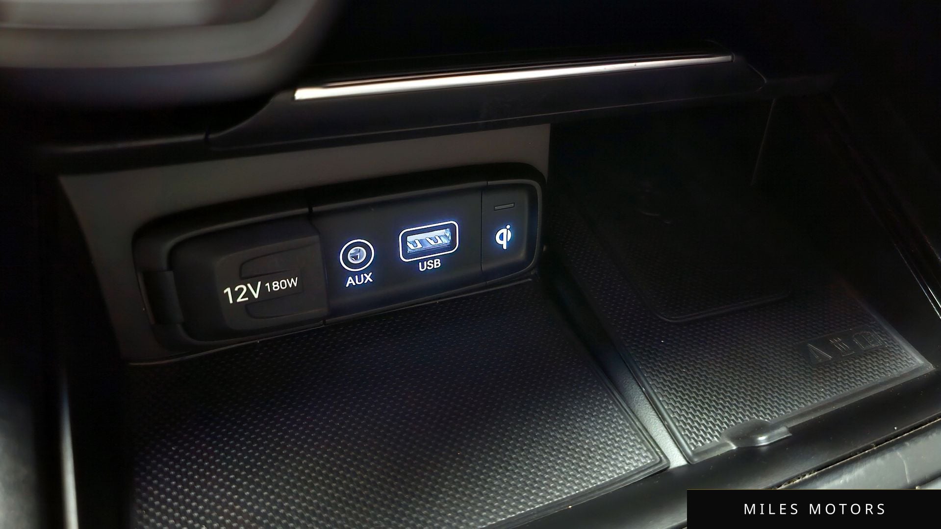 Genesis G70 2019 — миниатюра 20