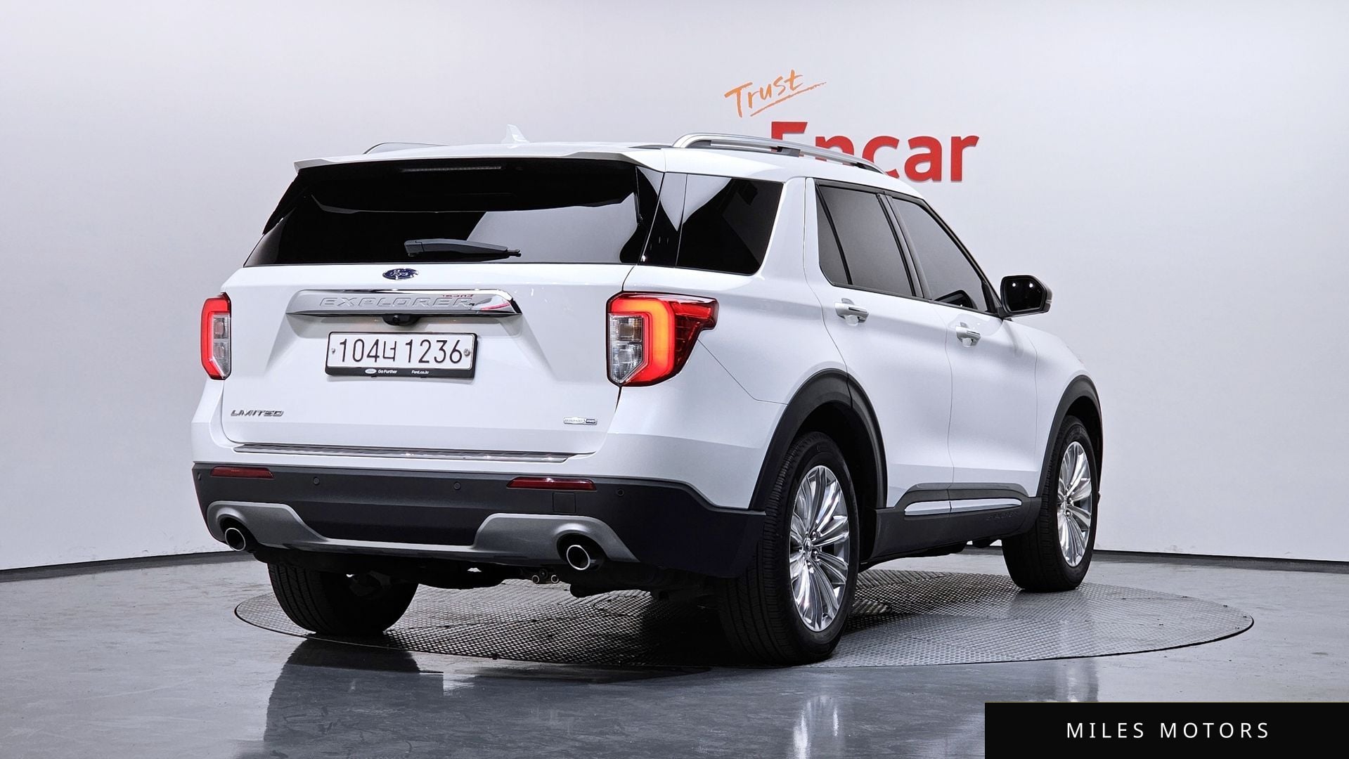 Ford Explorer 2020 — миниатюра 2