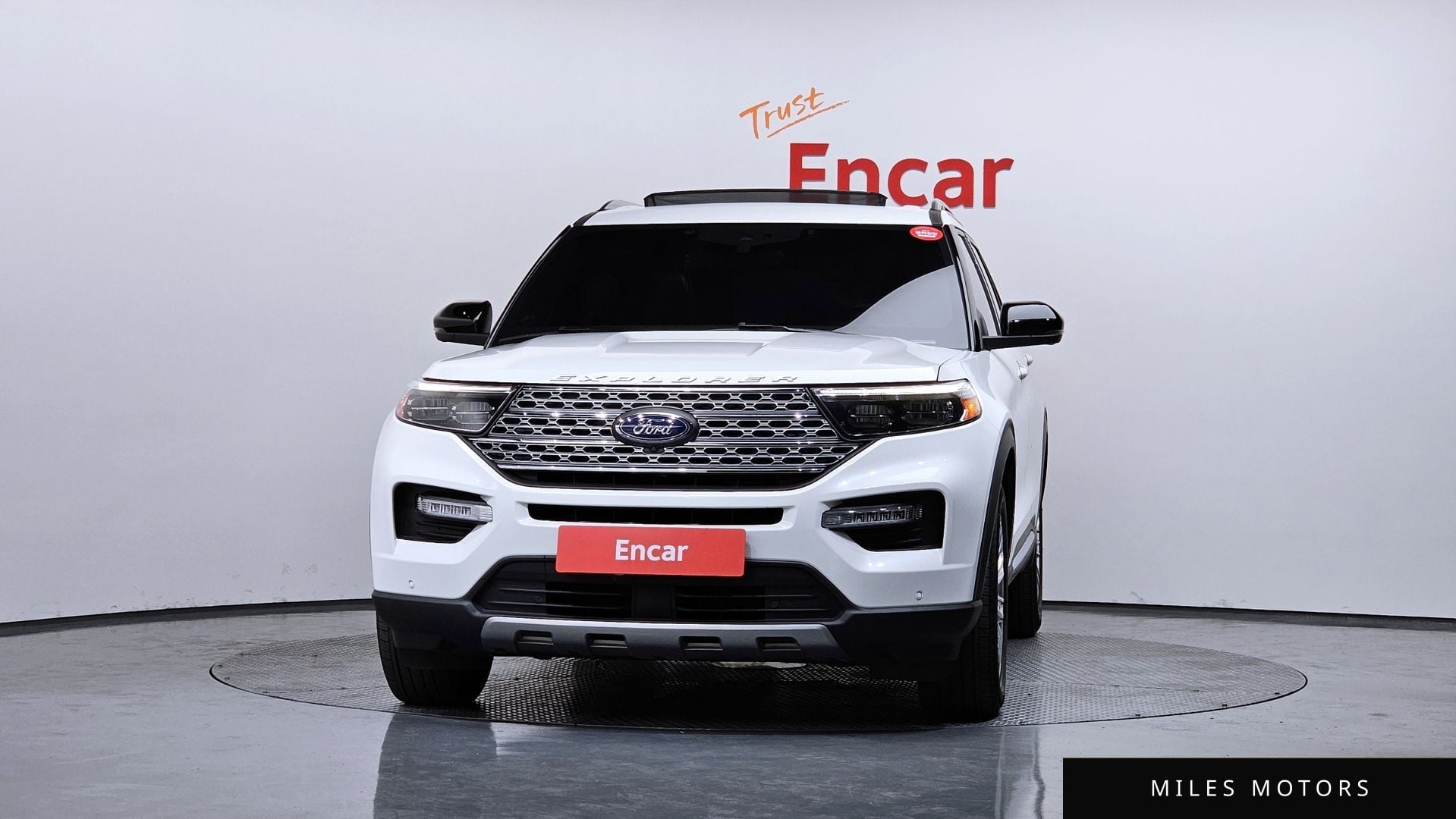 Ford Explorer 2020 — миниатюра 3