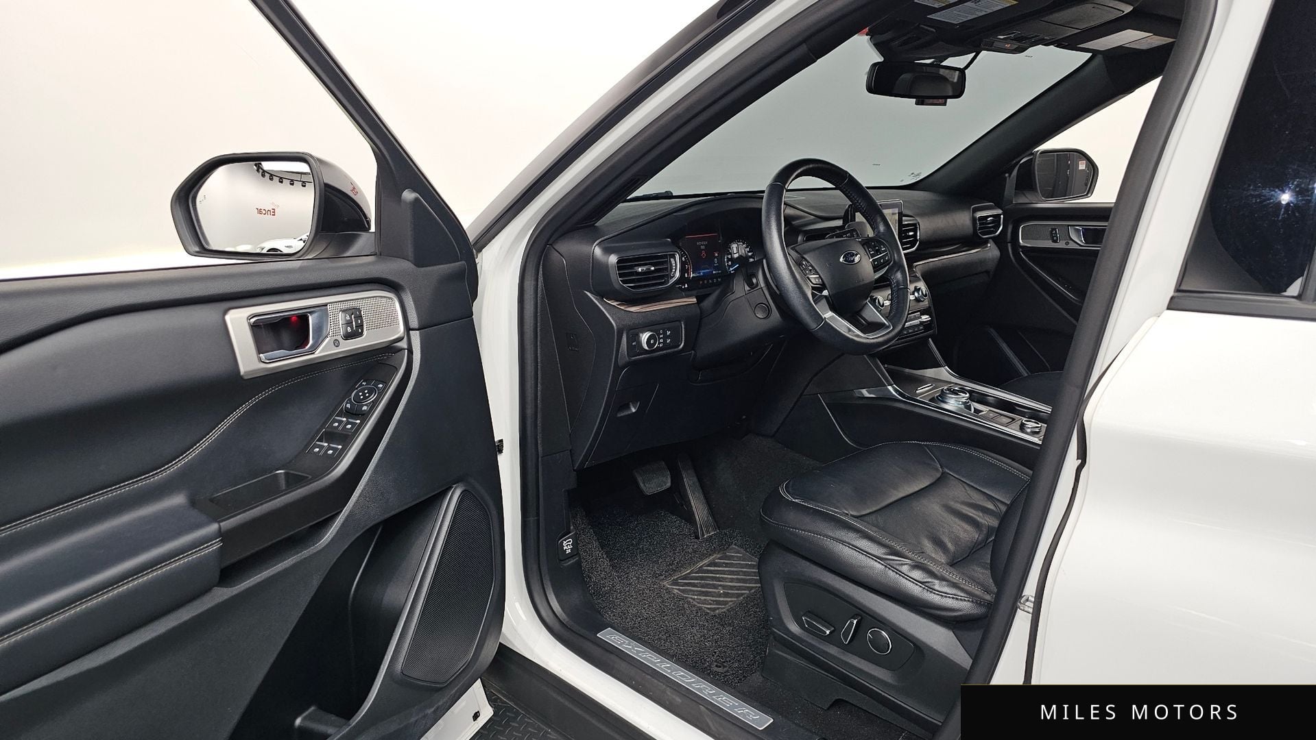 Ford Explorer 2020 — миниатюра 13