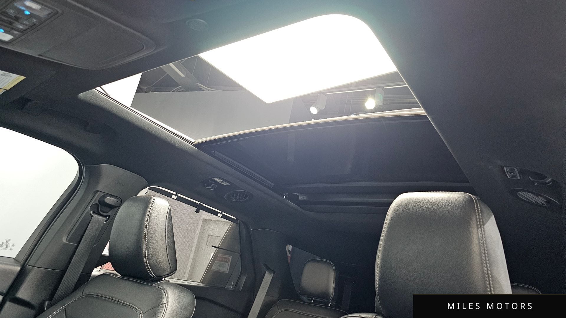Ford Explorer 2020 — миниатюра 25
