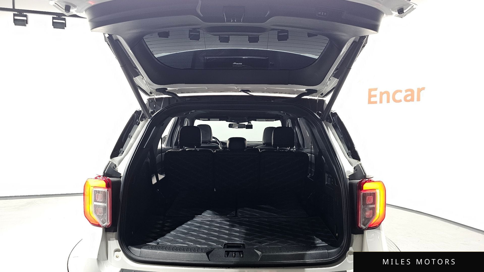 Ford Explorer 2020 — миниатюра 26