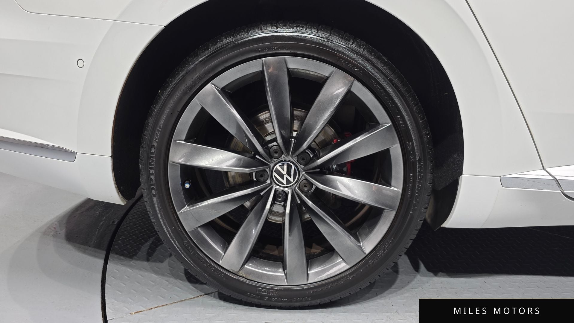 Volkswagen 아테온 2023 — миниатюра 5