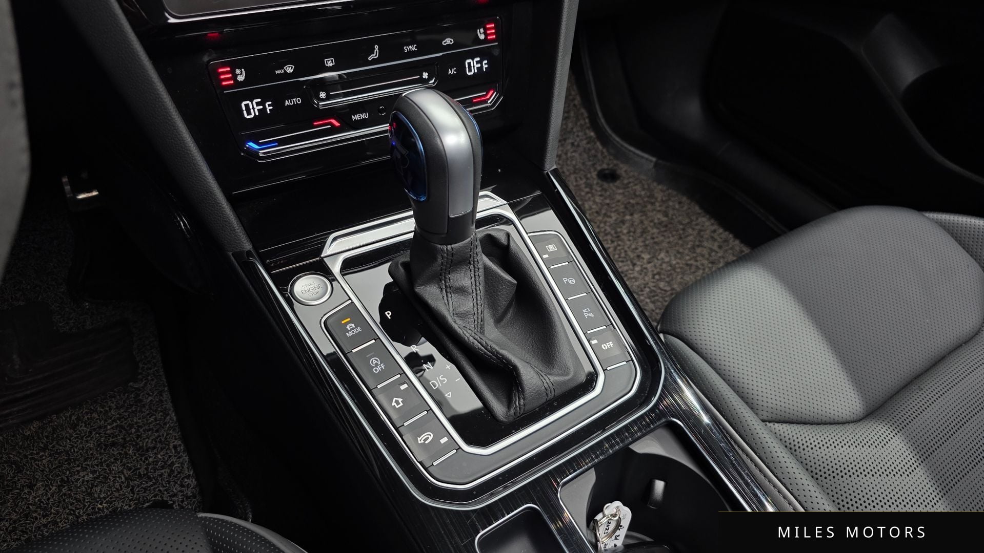Volkswagen 아테온 2023 — миниатюра 12