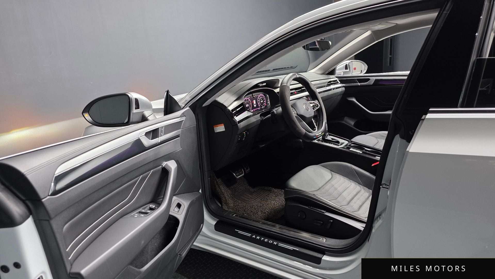 Volkswagen 아테온 2023 — миниатюра 13