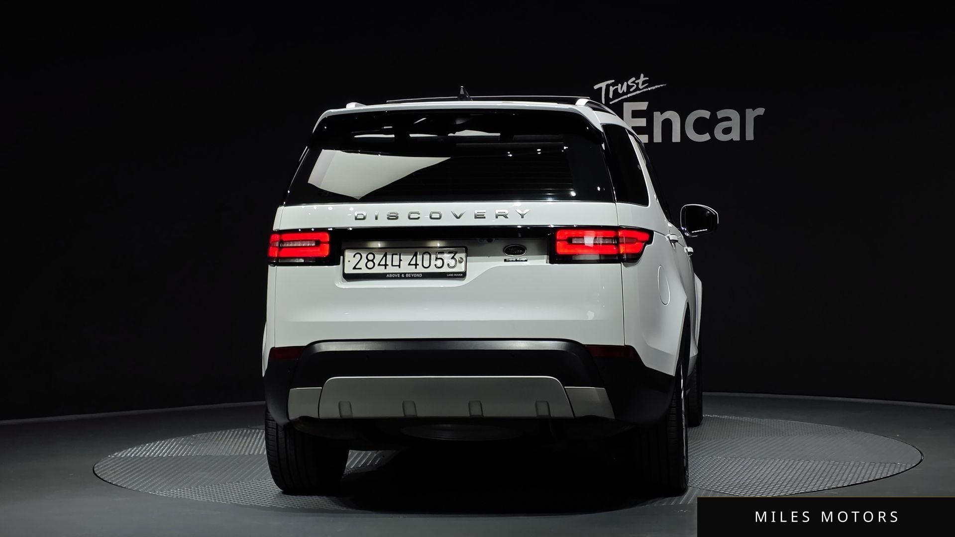 Land Rover Discovery 2017 — миниатюра 4