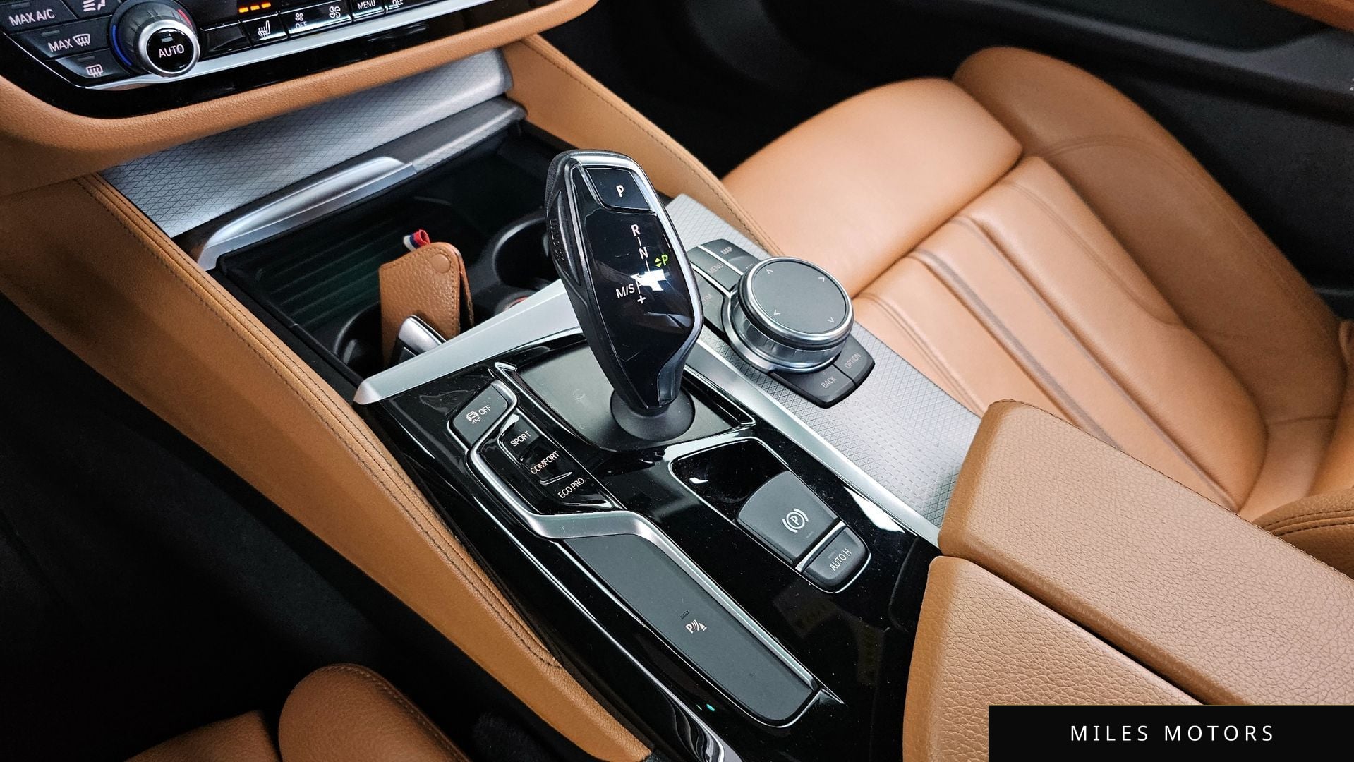 BMW 5 Series (G30) 2018 — миниатюра 9