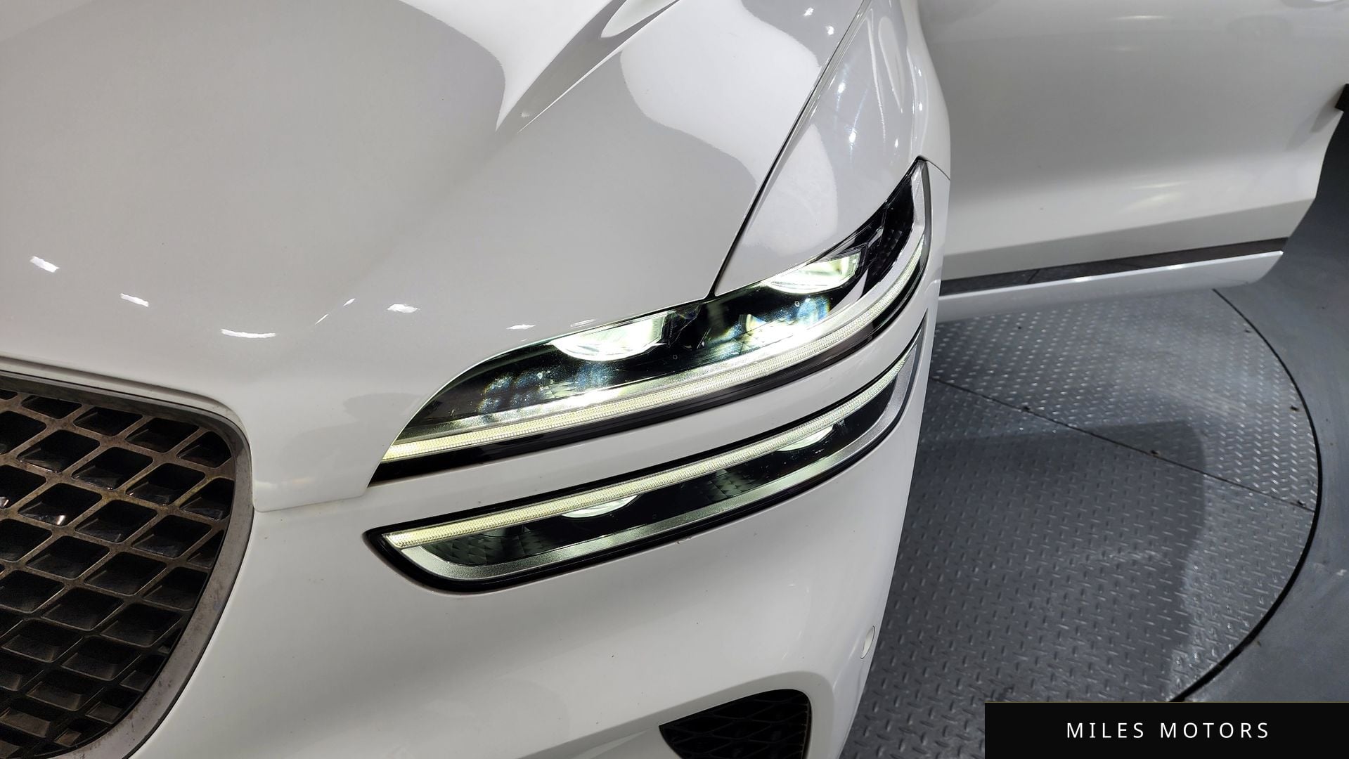 Genesis GV70 2023 — миниатюра 8