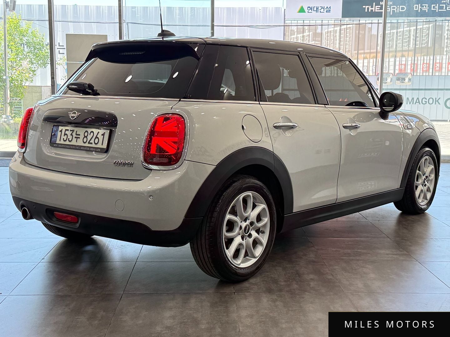 MINI 쿠퍼 2021 — миниатюра 2