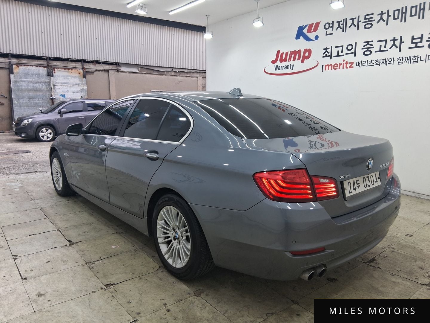 BMW 5 Series (F10) 2015 — миниатюра 3