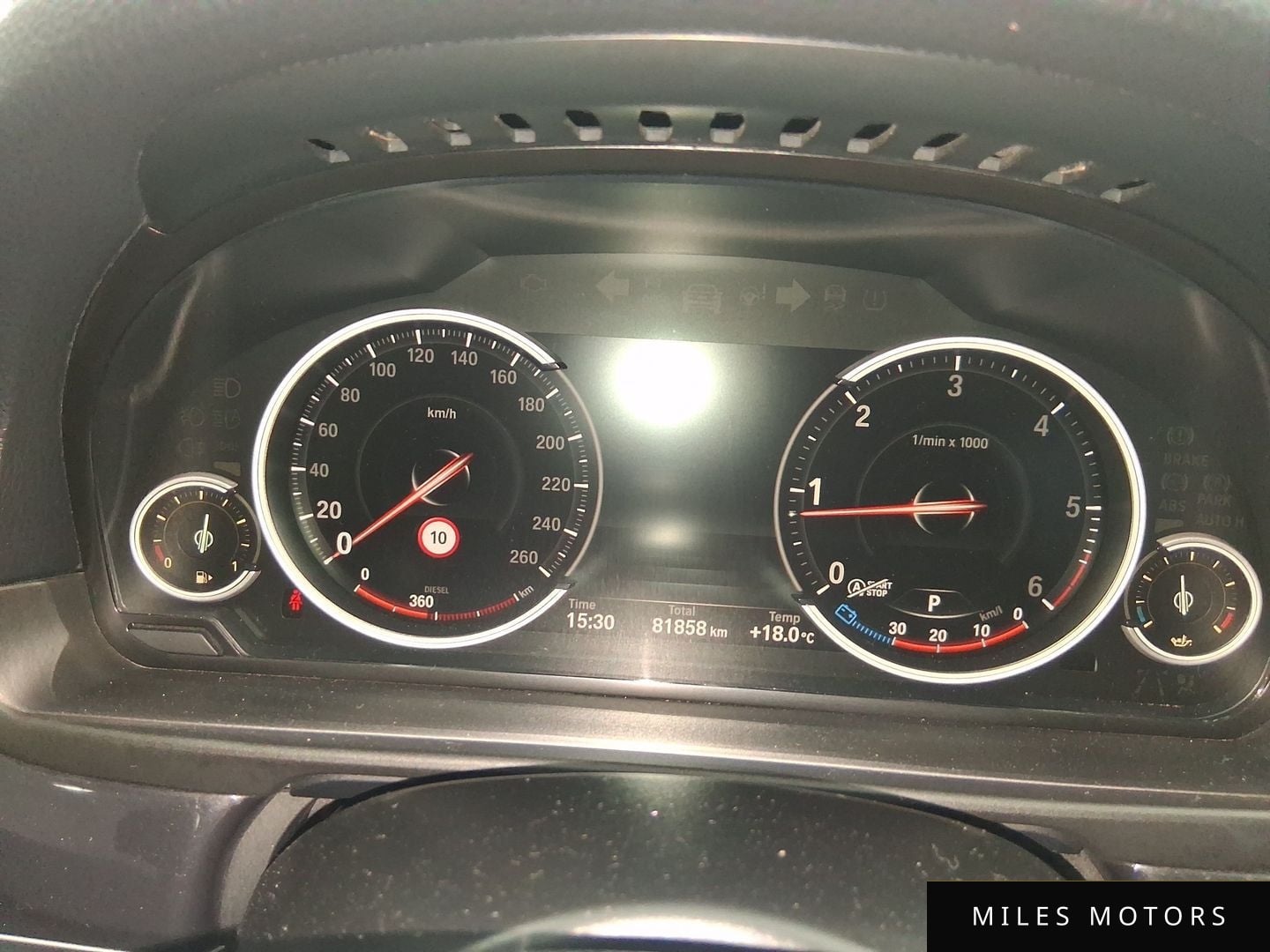 BMW 5 Series (F10) 2015 — миниатюра 9