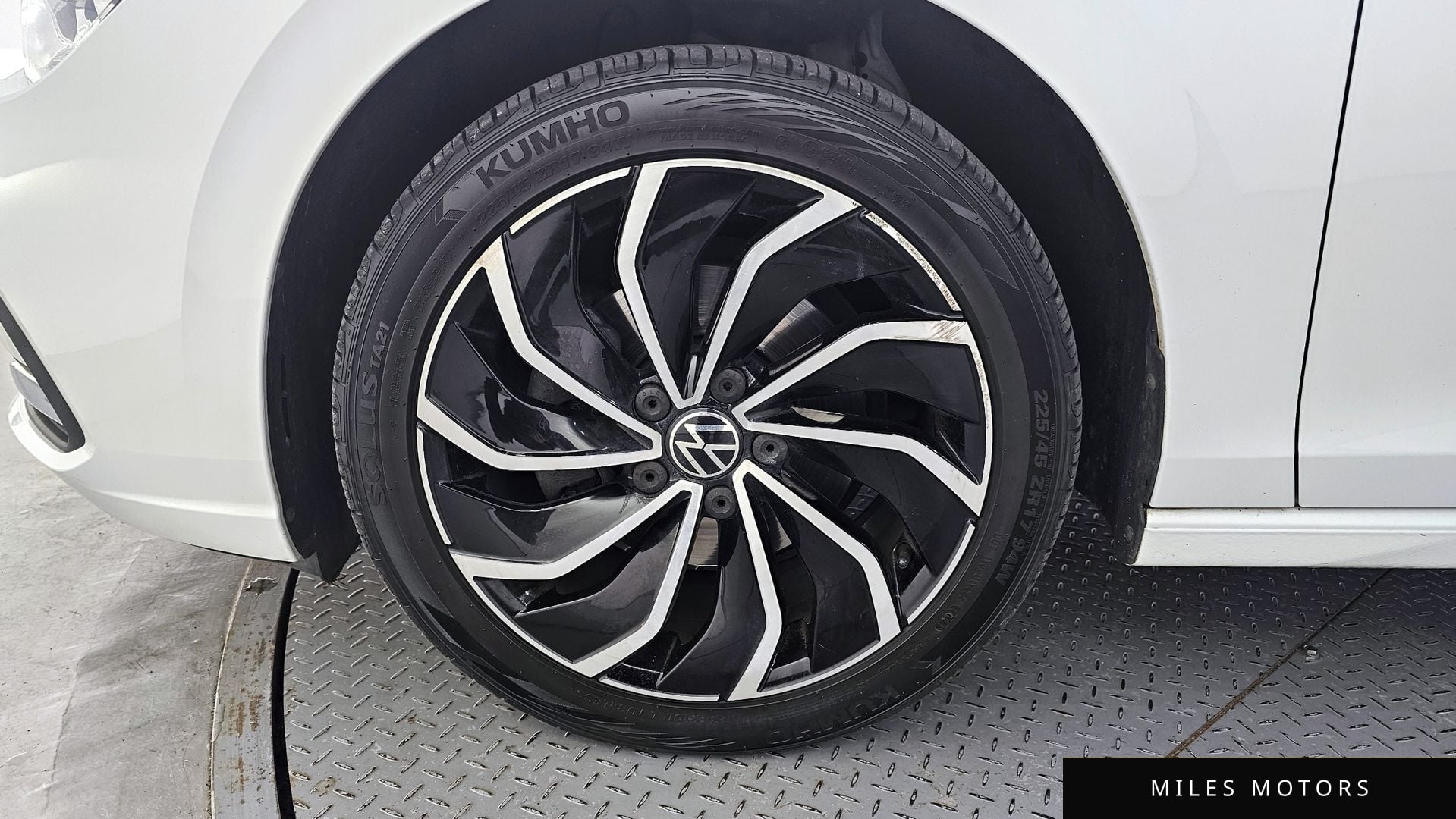 Volkswagen Golf 2023 — миниатюра 5