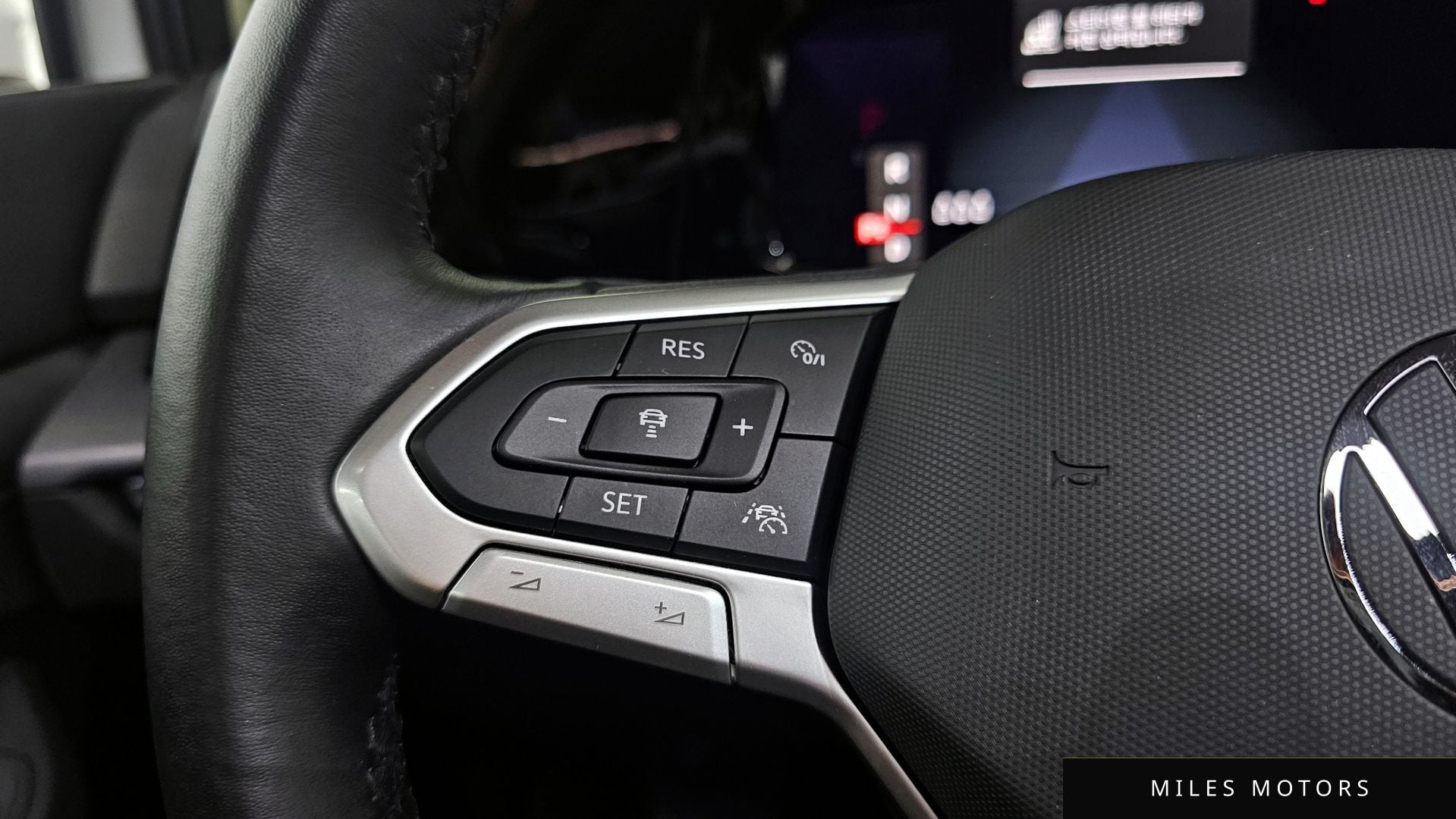 Volkswagen Golf 2023 — миниатюра 22