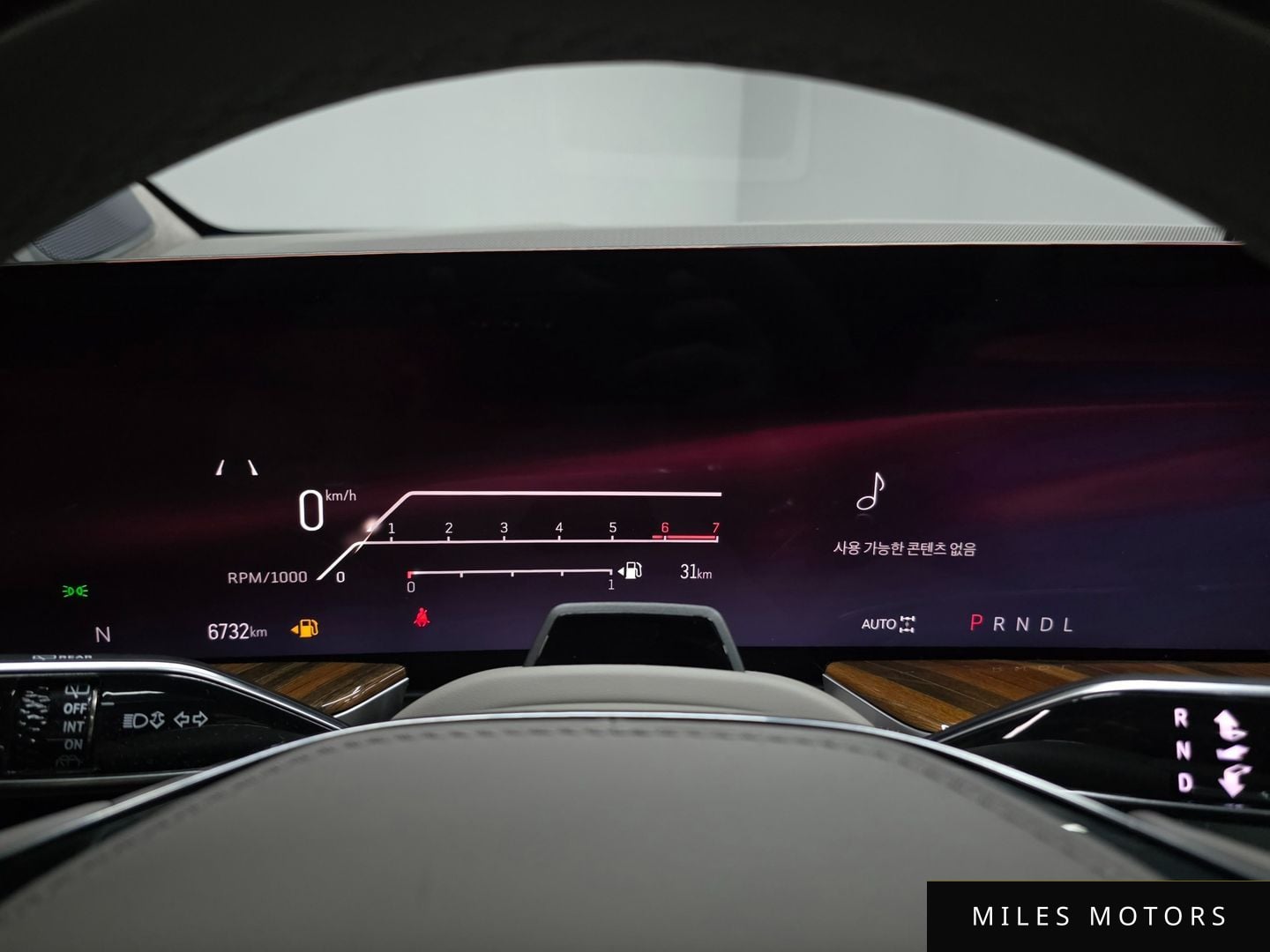 Cadillac 에스컬레이드 2025 — миниатюра 11