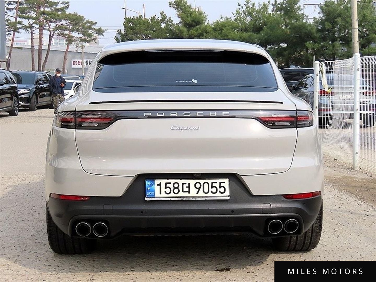 Porsche Cayenne 2021 — миниатюра 2