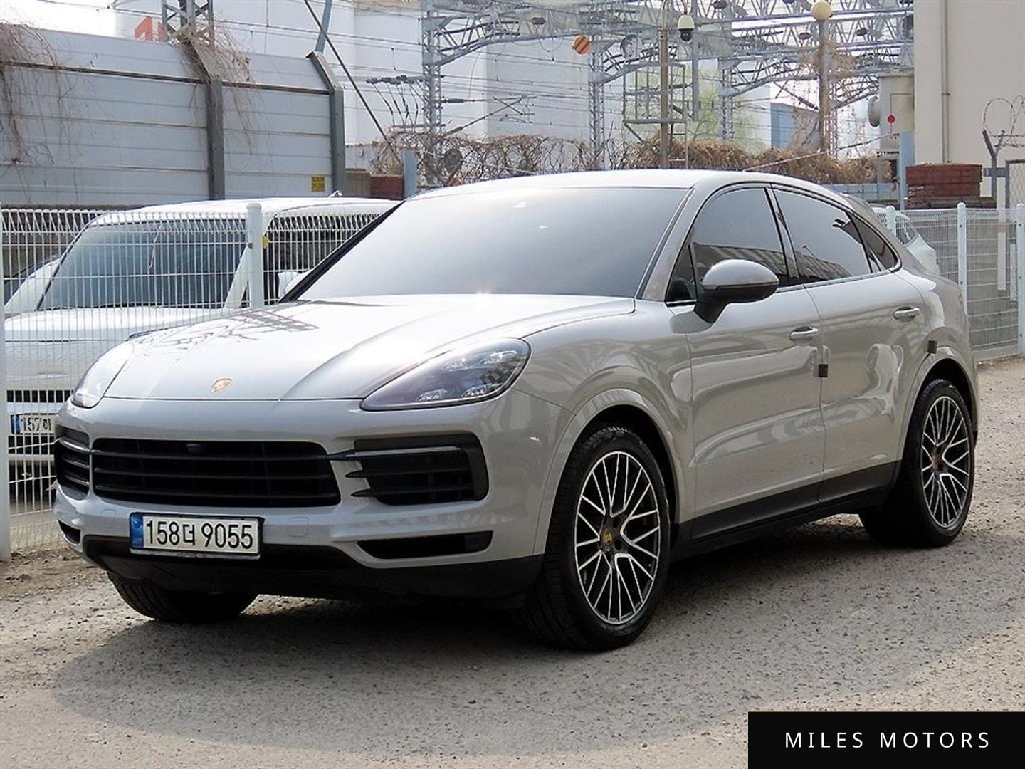Porsche Cayenne 2021 — миниатюра 4