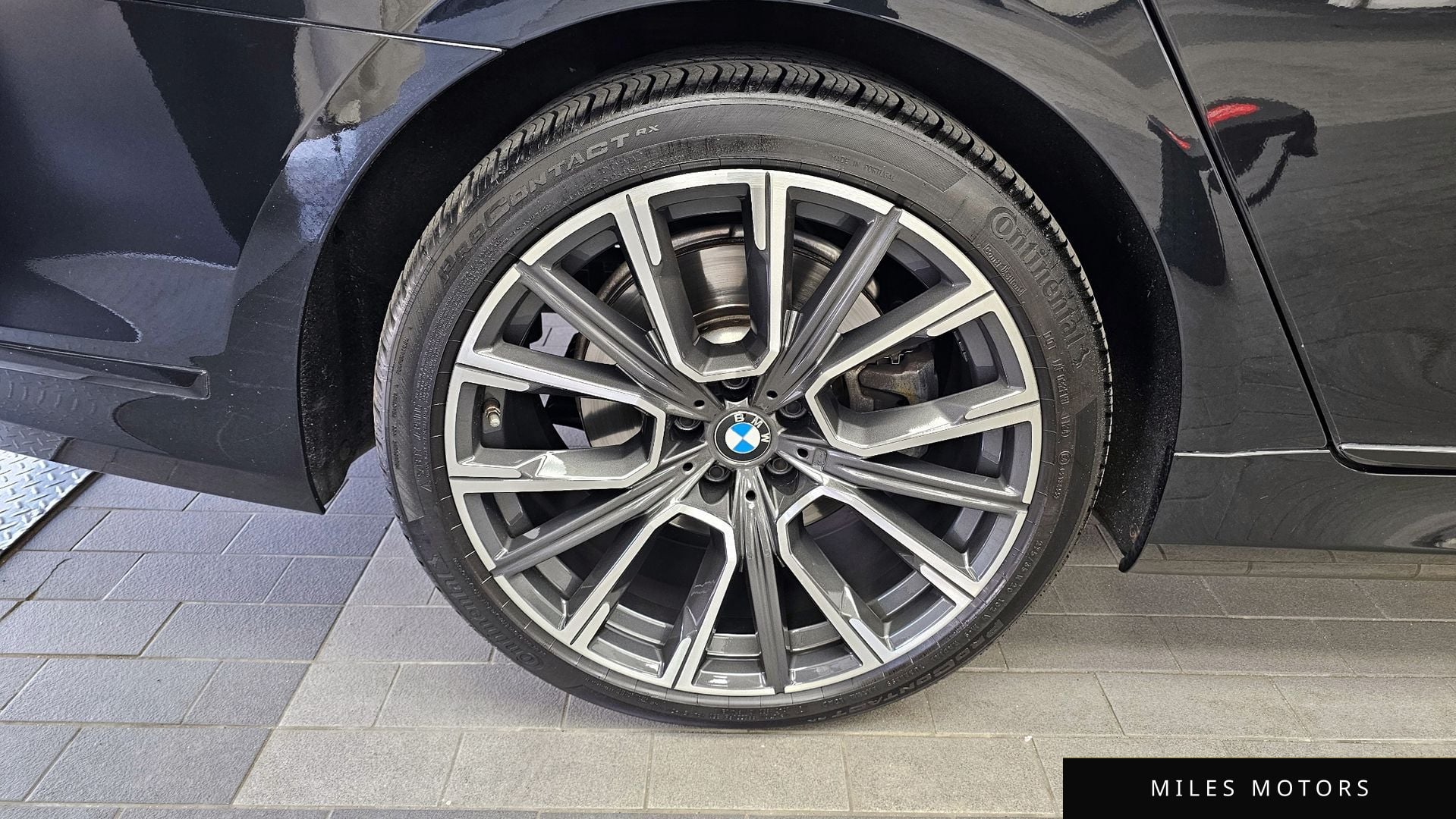 BMW 7 Series (G11) 2021 — миниатюра 5