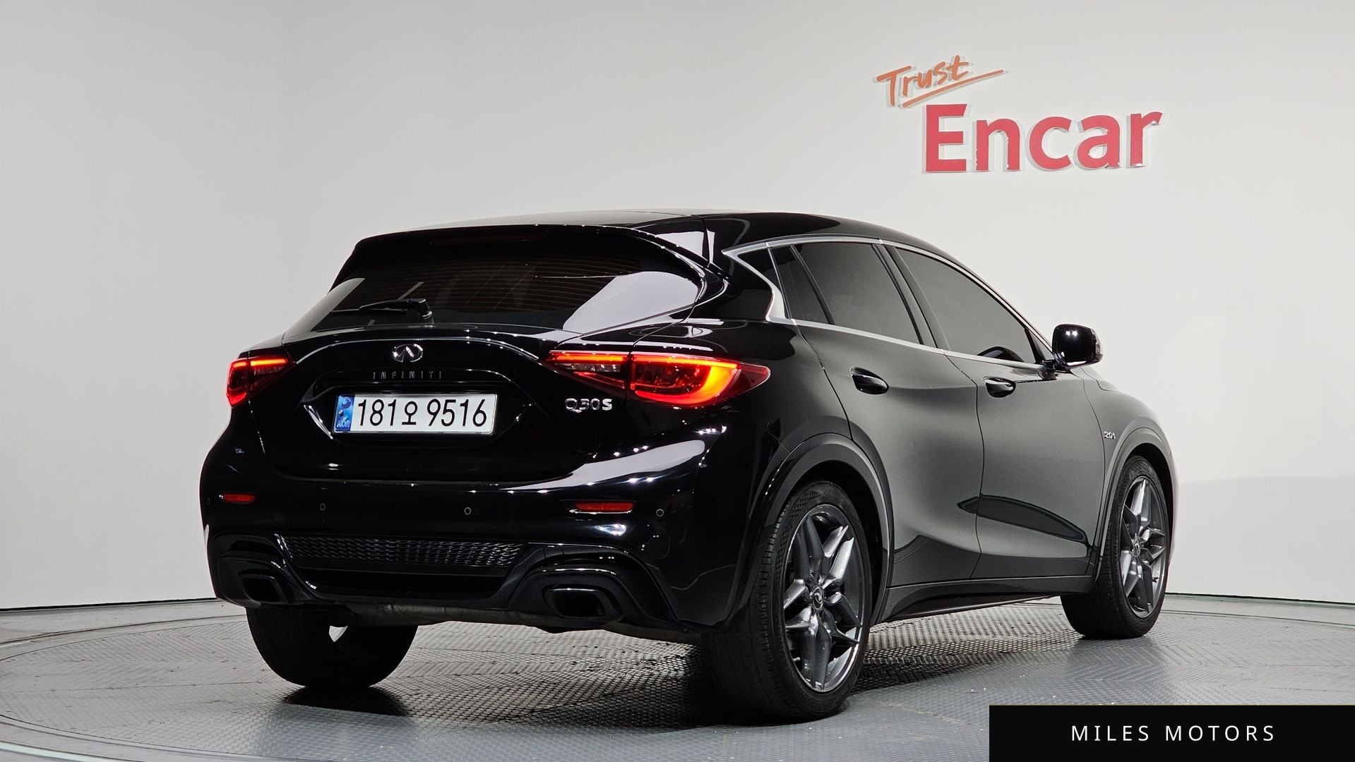 Infiniti Q30 2017 — миниатюра 2