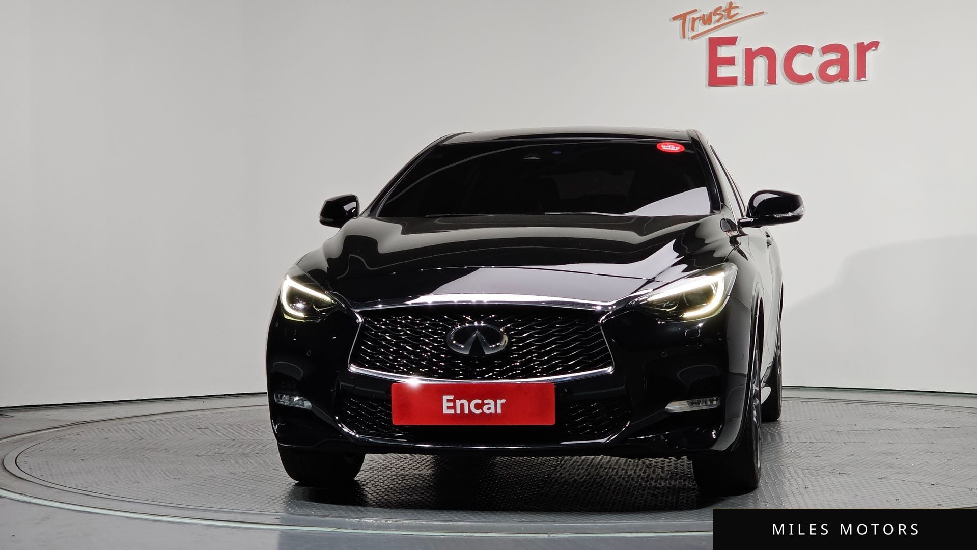Infiniti Q30 2017 — миниатюра 3