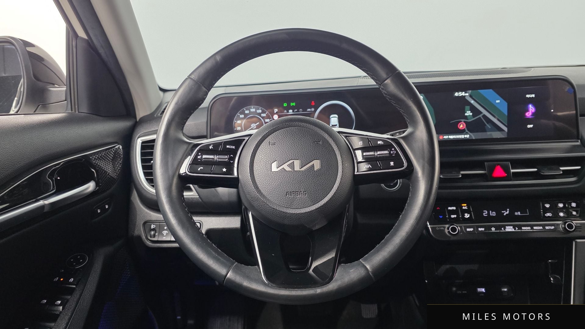Kia Seltos 2023 — миниатюра 21