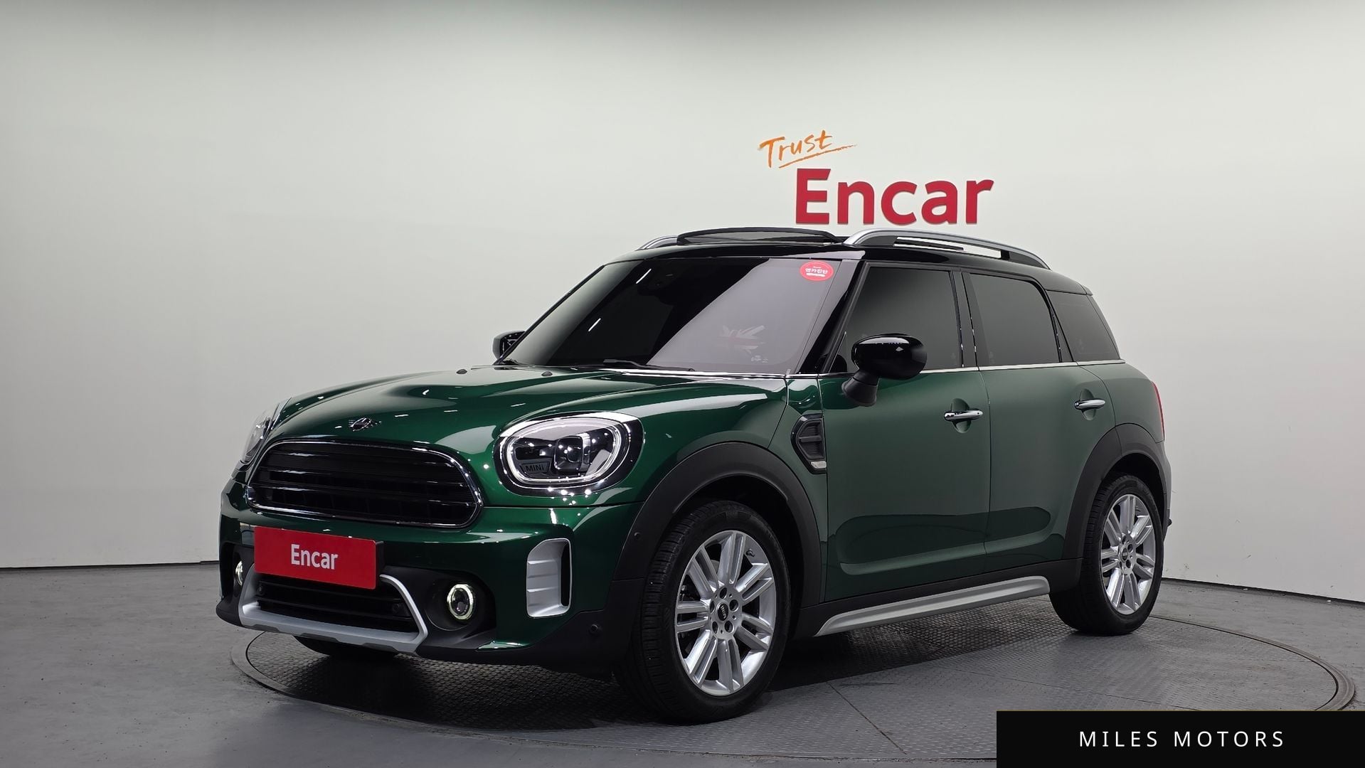 MINI Countryman 2023 — фото 1 из 12