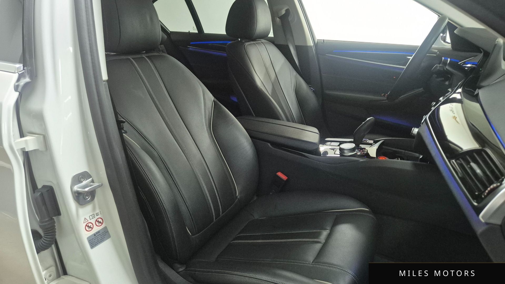BMW 5 Series (G30) 2019 — миниатюра 11