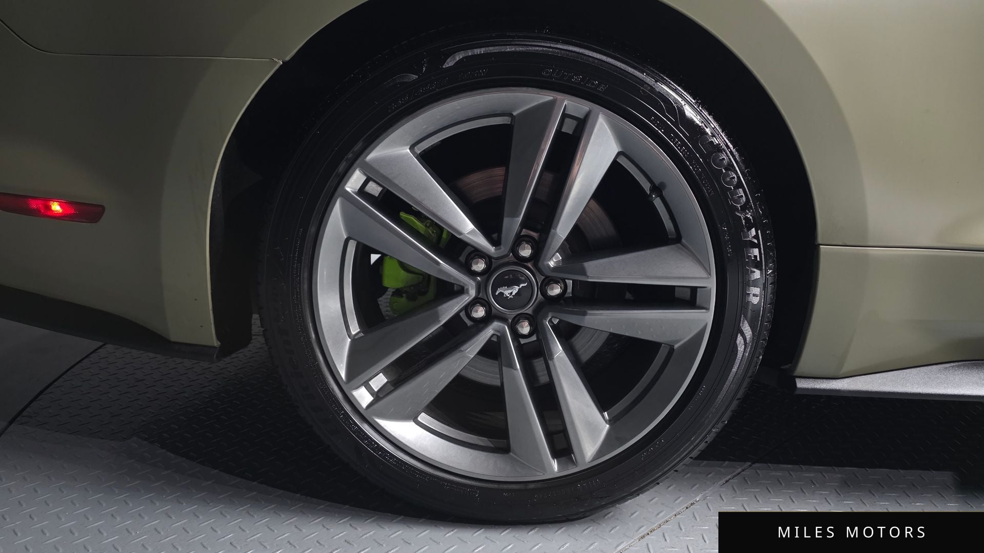 Ford 머스탱 2017 — миниатюра 5